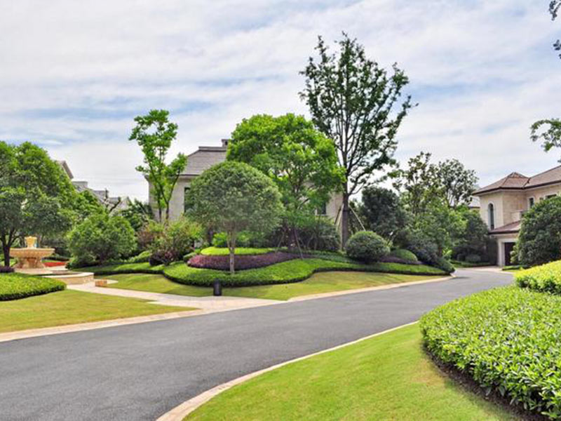 綠化養(yǎng)護公路.jpg 綠化養(yǎng)護公路.jpg